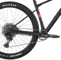 Scale 930 Black 2026 - 4.jpg