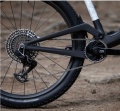 Spark RC World Cup Evo Rush White - Carbon Black 2027 - 9.jpg