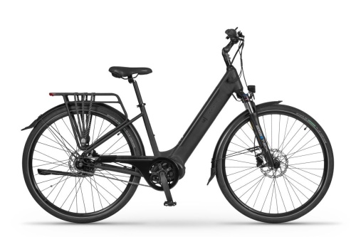 LX Black 2026.jpg